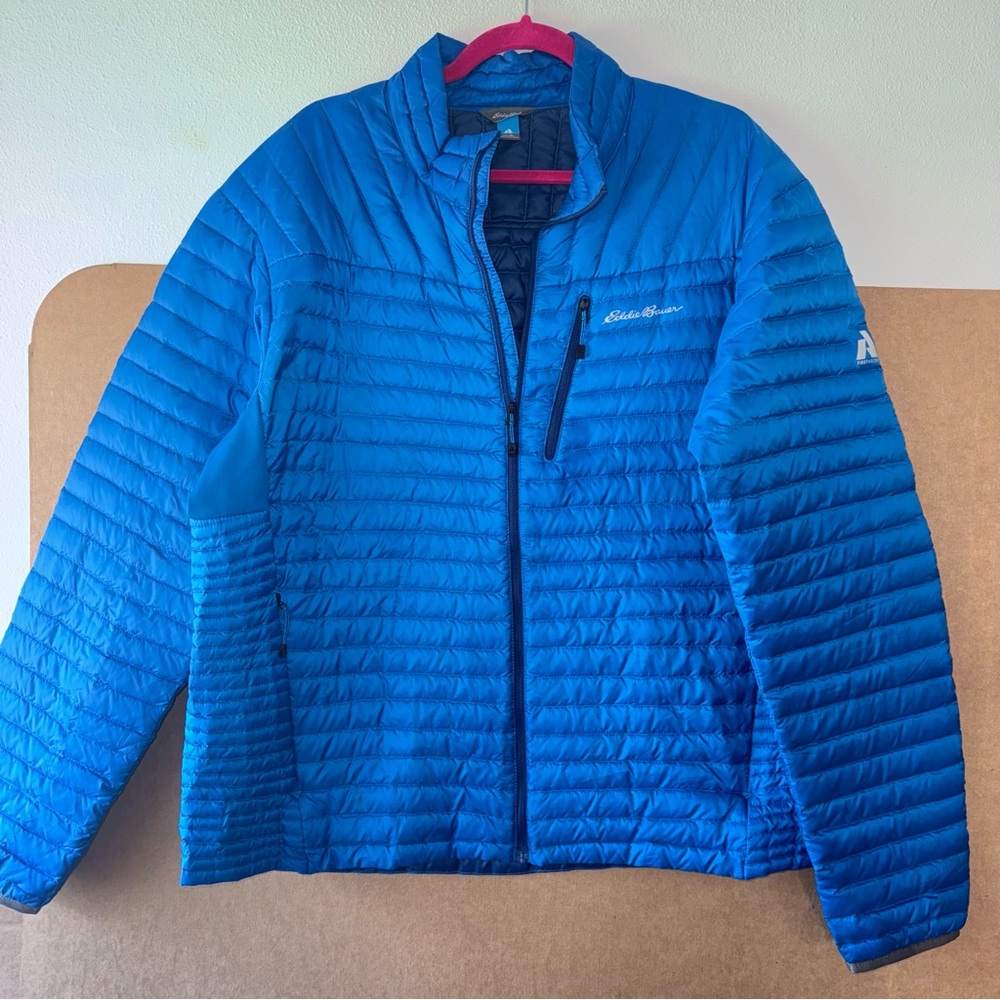 Eddie Bauer Men's Blue Jacket super light puffer size XL